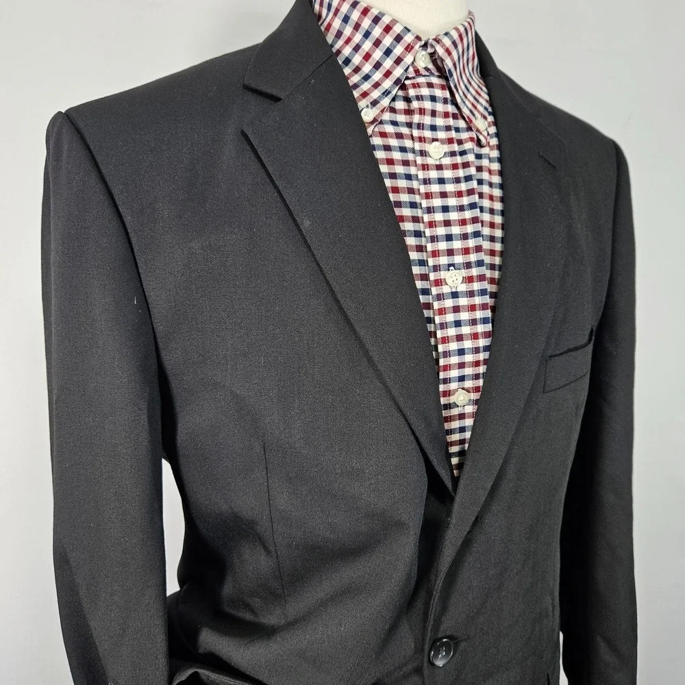 Perry Ellis Men's Sport Coat Blazer Two Button Solid‎ Black Wool Polyester 43R